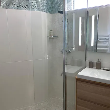 Studio Cosy Avec Wifi, Balcon Et Garage - Les Sables-d'olonne, Proche Plage Et Commerces - Fr-1-92-933 *